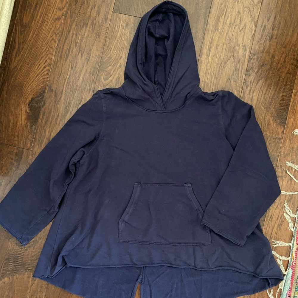 Kleën Hoodie/ Sweater